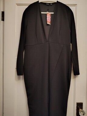 BOOHOO Black DeepV Neck Faux Wrap Dress